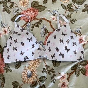 PINK Victoria's Secret White Butterfly Print Wireless Bra